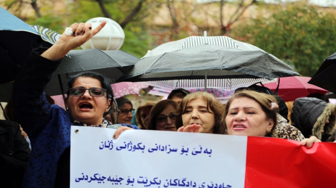 لە 9 مانگدا 90 ژن خۆیان سوتاندووە